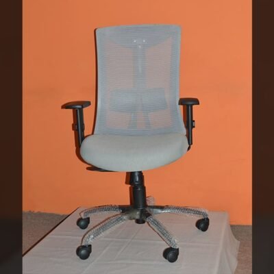 Staff Chairs – Eiffel MB